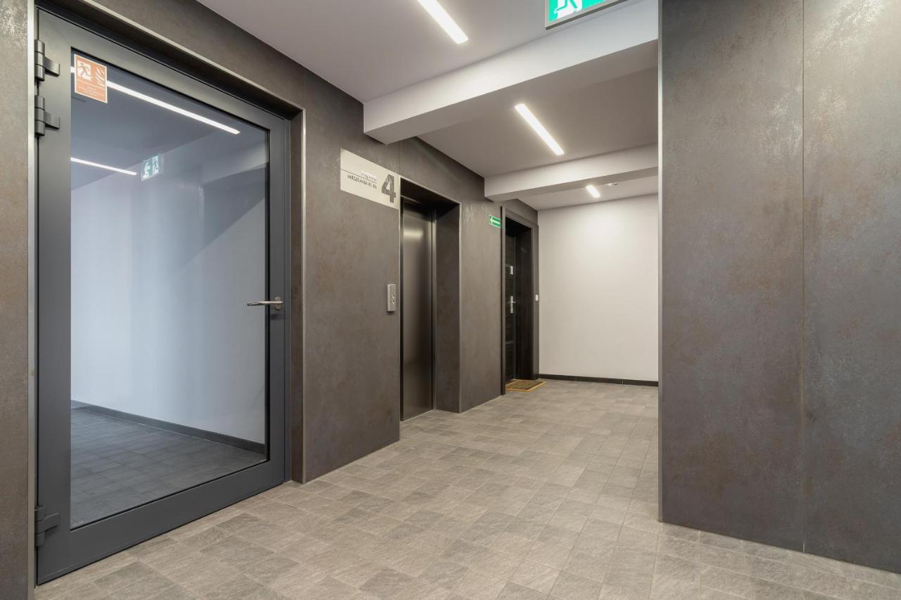 Apartments Cracow Wawrzynca By Noclegi Renters 크라쿠프 외부 사진