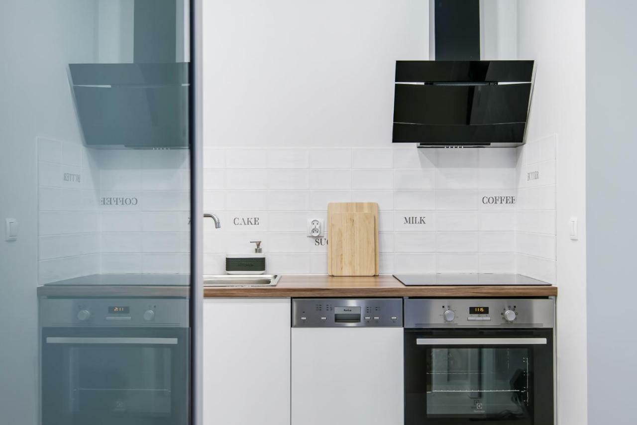 Apartments Cracow Wawrzynca By Noclegi Renters 크라쿠프 외부 사진