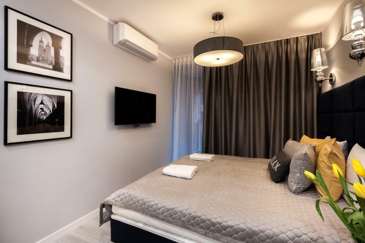 Apartments Cracow Wawrzynca By Noclegi Renters 크라쿠프 외부 사진